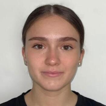 Babysitter in Magny-le-Hongre: Chjara