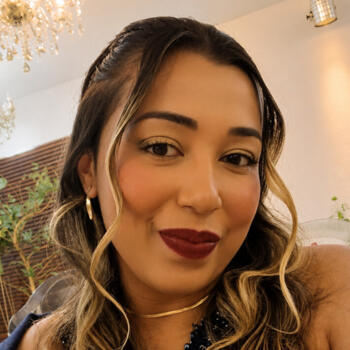 Babysitter Campo Grande: Larissa
