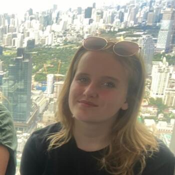 Babysitter in Vlaardingen: Naomi