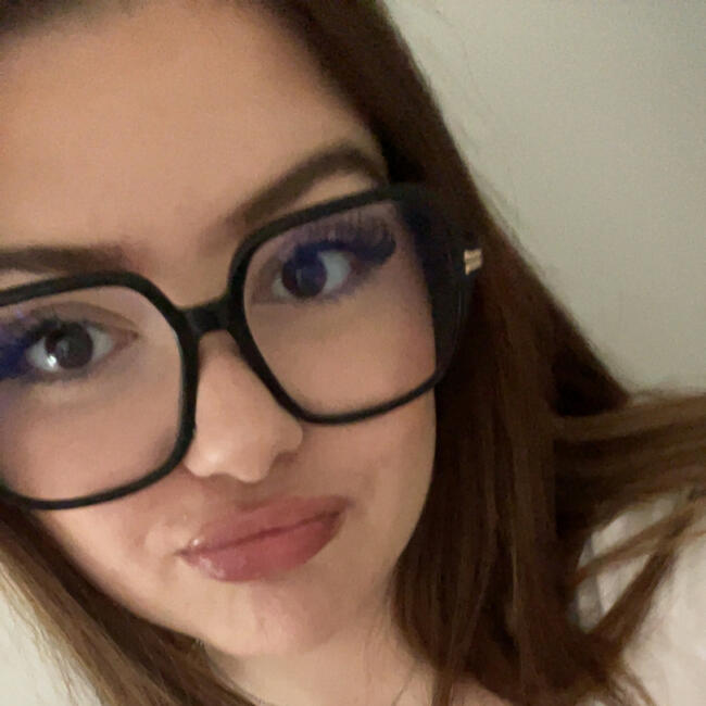 Babysitter in Les Avenières: Léna