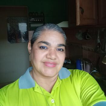 Niñera Atalaya: Lexaira