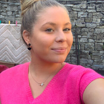 Babysitter in Dammartin-sur-Meuse: Clara