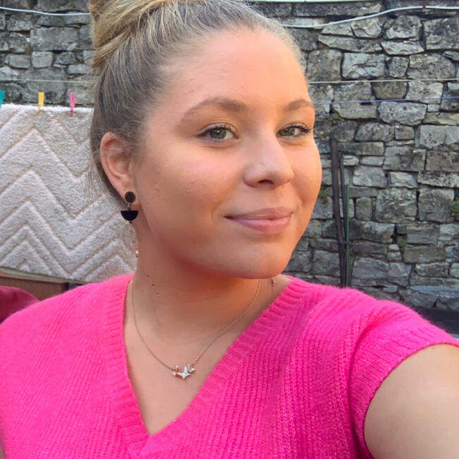 Babysitter in Dammartin-sur-Meuse: Clara