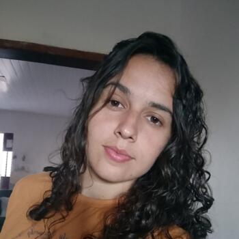Babysitter in Campina Grande: Leticia