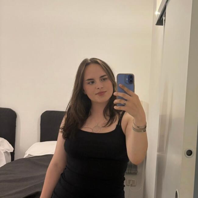 Babysitter in Adelaide: Gabriella