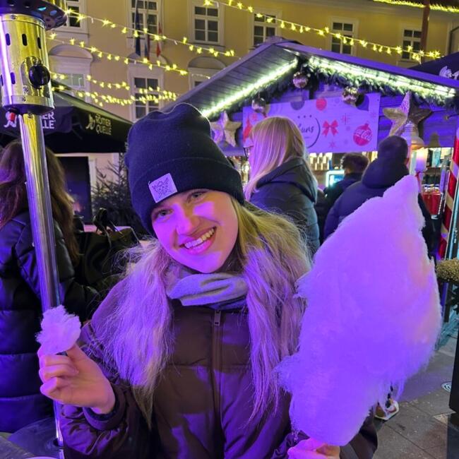 Varuška v Kopivnik: Manca