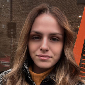 Babysitter Beringen: Ilona