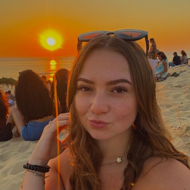 Babysitter in Clamart: Maïlys