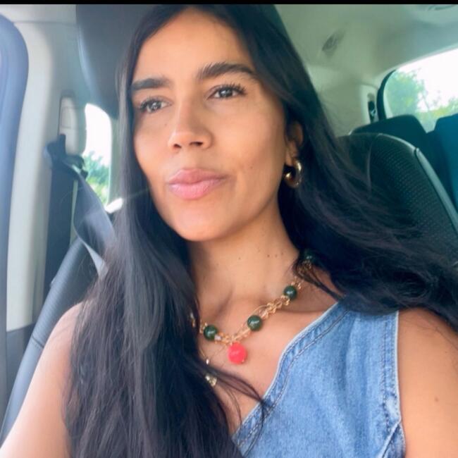 Trabajo para niñera en Panamá: Alejandra