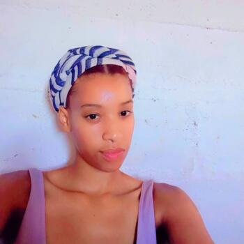 Babysitter Port Elizabeth: Caitlyne