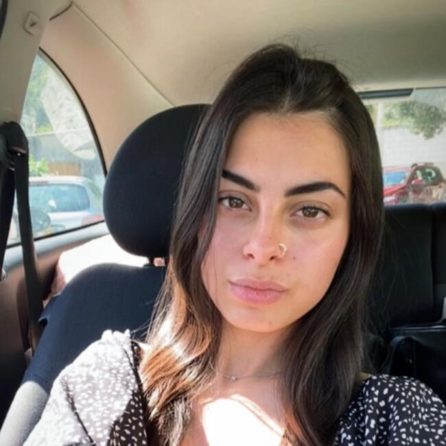 Babysitter in Piolenc: Angelina