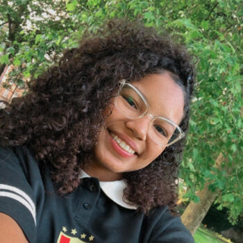 Babysitter in Limerick: Livia Renata