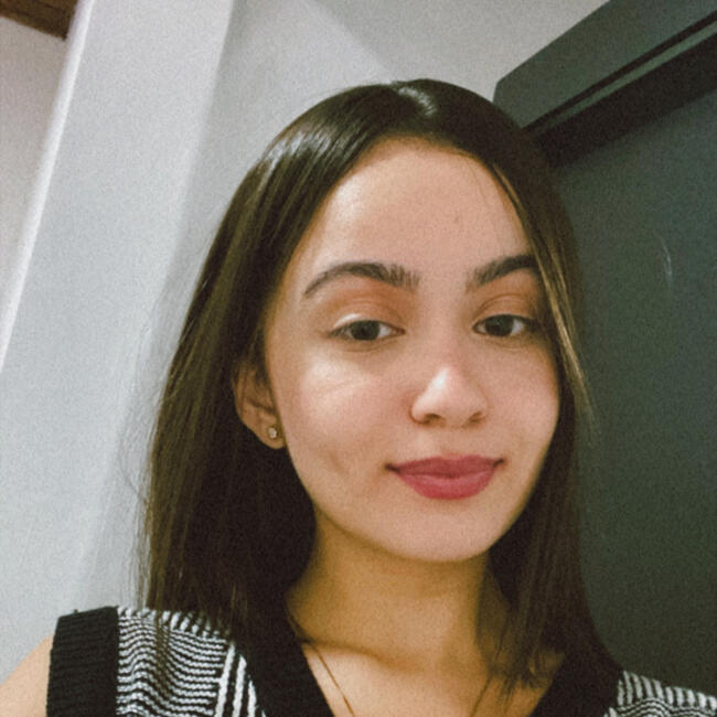 Babá em Louveira: Caroline Barbosa