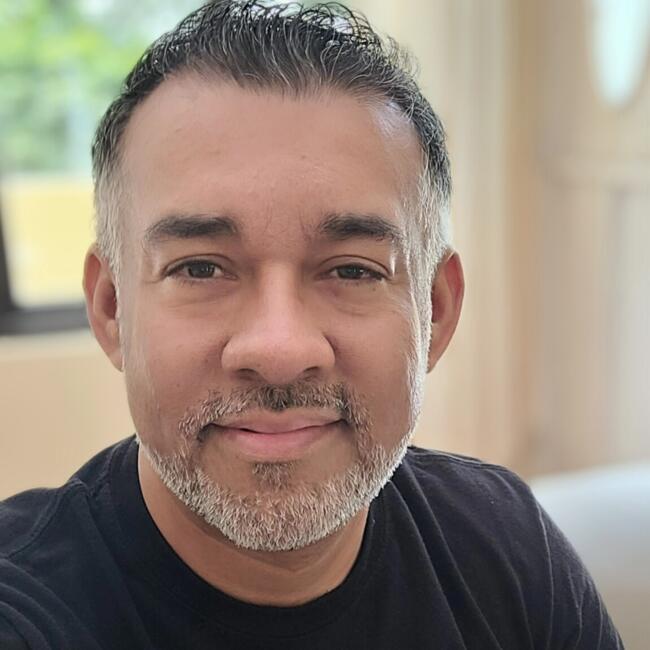 Trabajo para niñera en Santa Lucía Milpas Altas: Jorge