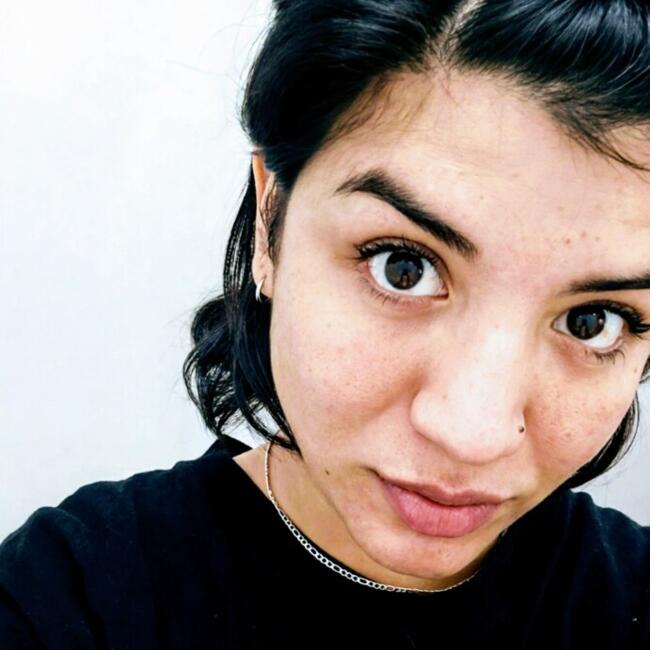 Niñera en Almirante Brown: Brenda Elisabet