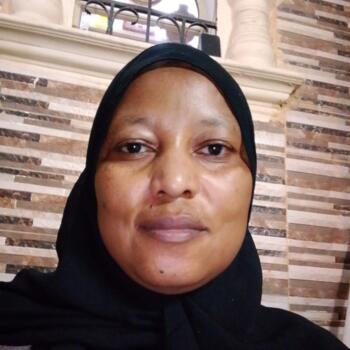 Babysitter in Riyadh: Aisha