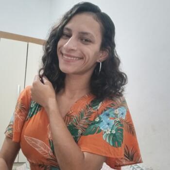 Babysitter in Queimados: Sarah
