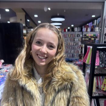 Babysitter a Milano: Norma