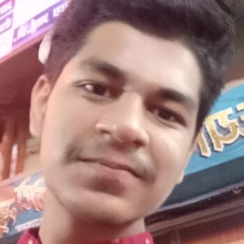 इन्दौर में बेबीसिटर: Rounak