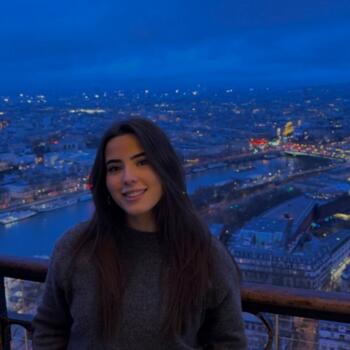 Babysitter in Mataró: Julia