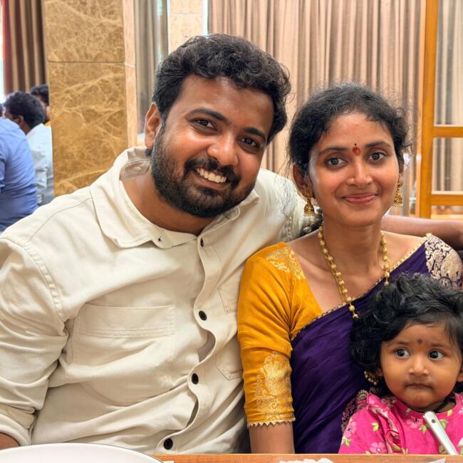 हैदराबाद में बेबीसिटिंग की नौकरी: Vamshi Krishna