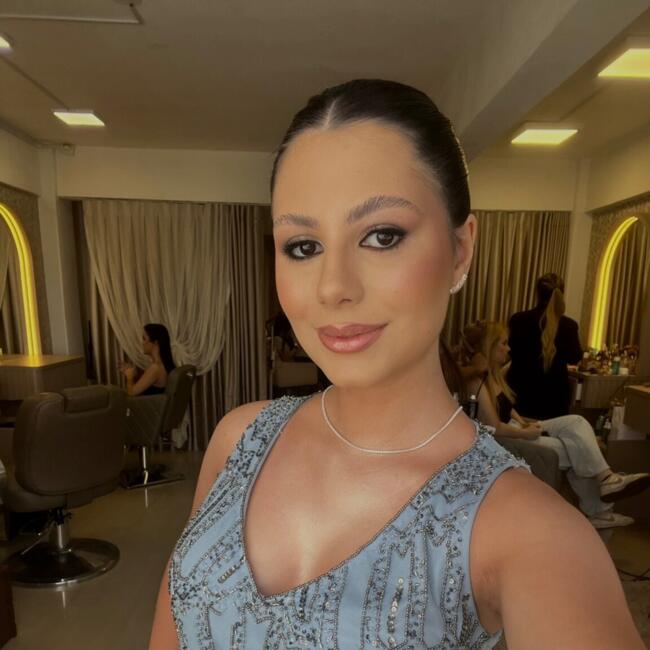 Babysitter in Tubarão: Isadora