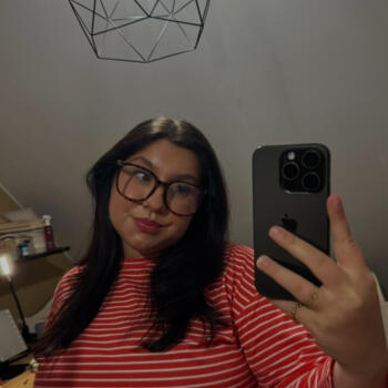 Babysitter Opglabbeek: Julie