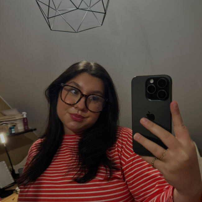 Babysitter in Opglabbeek: Julie