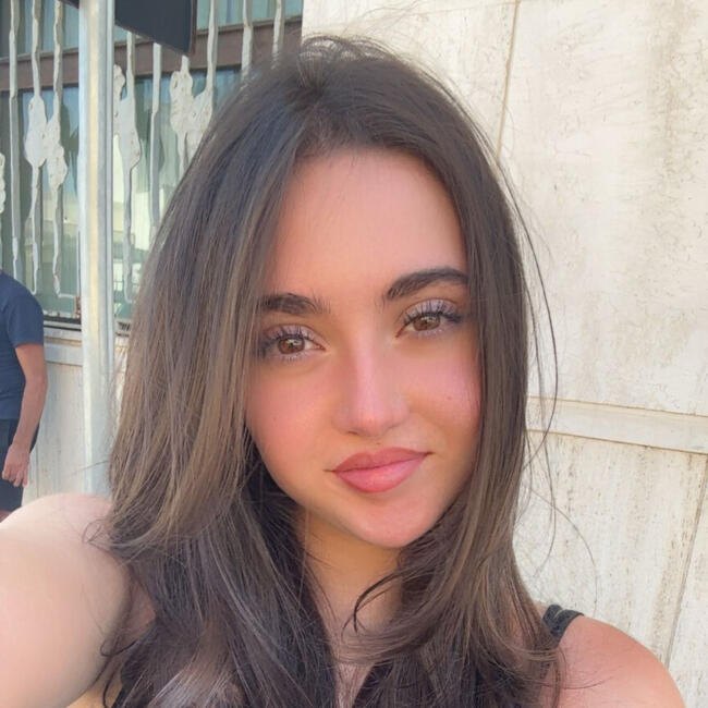 Babysitter in London: Loretta-Maria