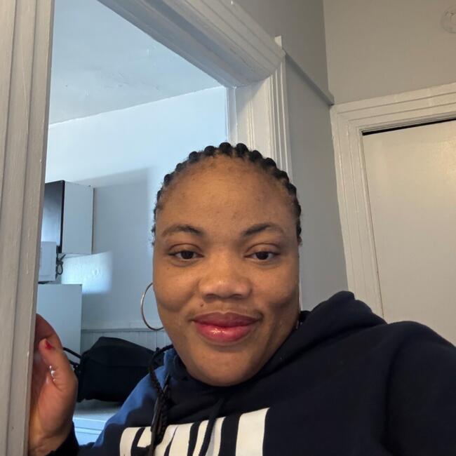 Babysitter in Ottawa: Lois