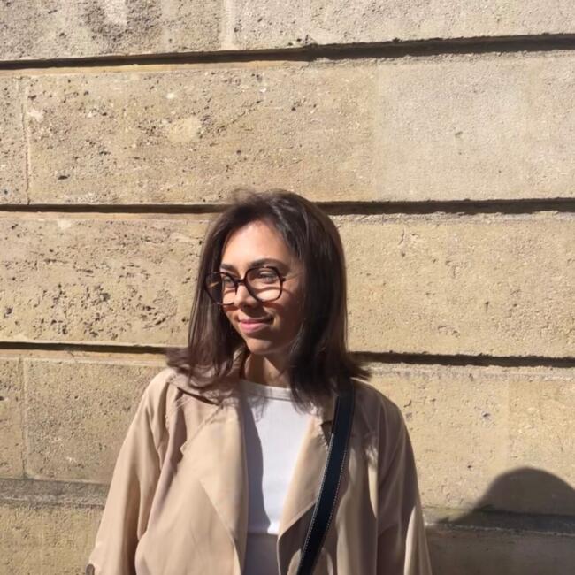 Babysitter in Bordeaux: Justine