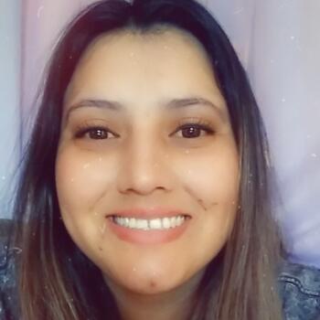 Babysitter in Joinville: Francieli
