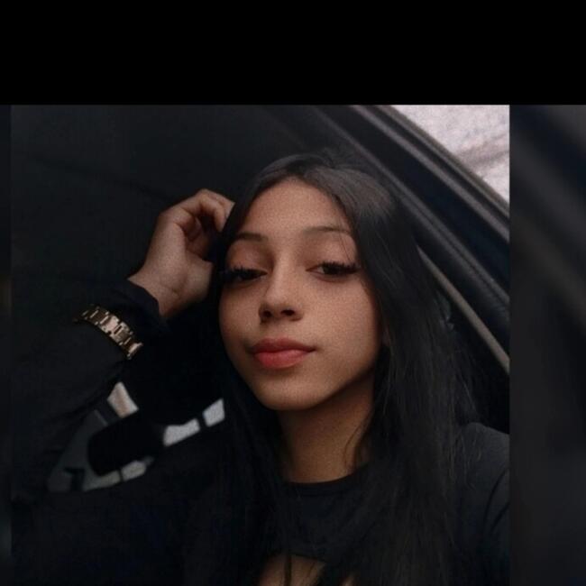 Babysitter in Guarujá: Rayssa