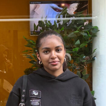 Babysitter in Saint-Pierre-en-Faucigny: Jaidah