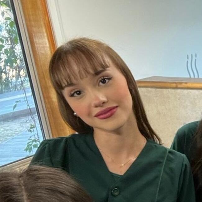 Babysitter in Peñalolén: Amara Luna