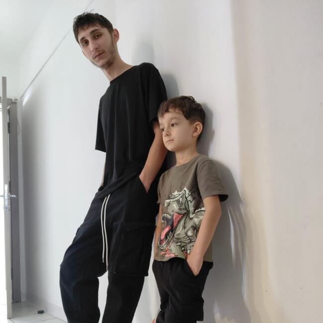 Job de babysitting în București: Marian