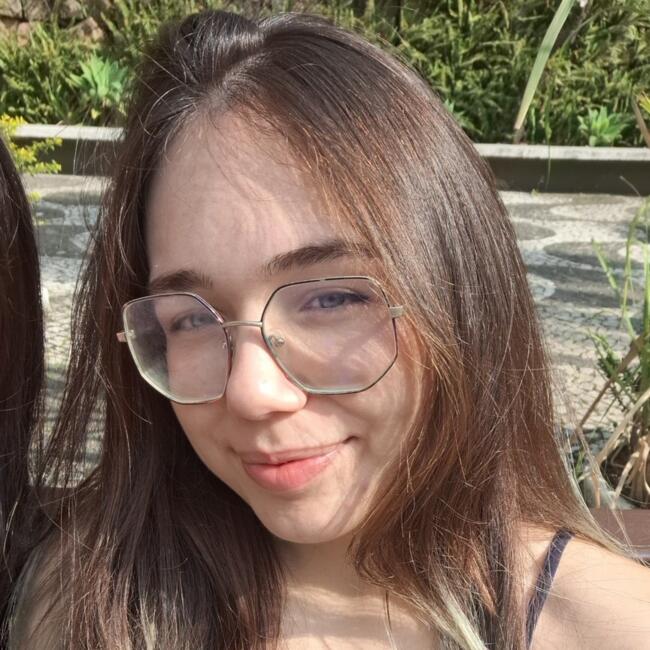 Babá em Curitiba: Maria Eduarda