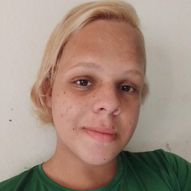 Babysitter in Muriaé: Larissa