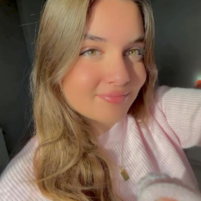 Babysitter in Dreuil-lès-Amiens: Zelie