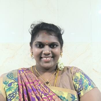 Babysitter in Chennai: Priya