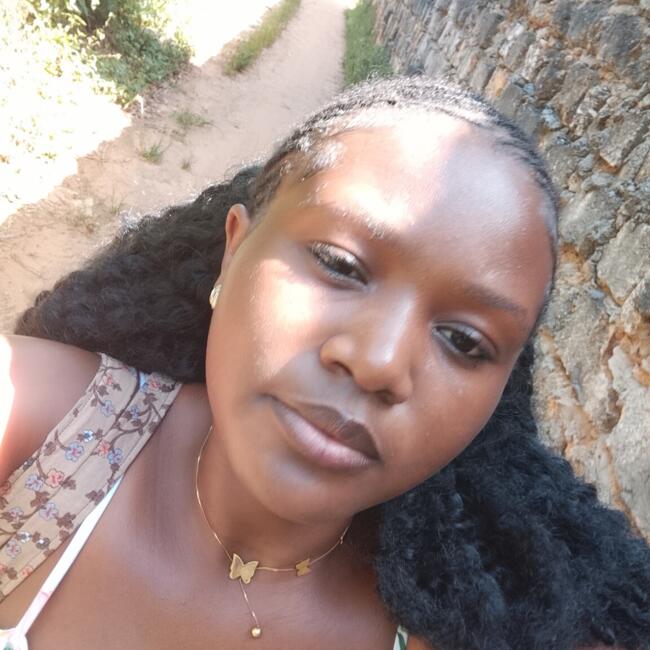 Babysitter in Kilifi: Hiza