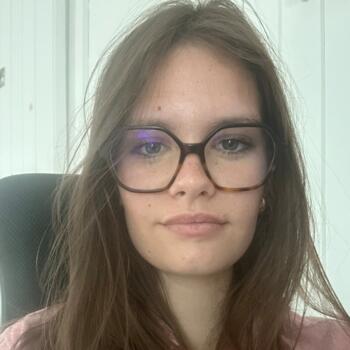 Babysitter in Comines: Manon
