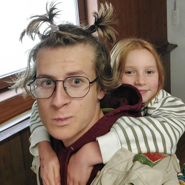 Babysitter in Mortsel: Elias