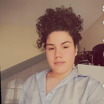 Babysitter Serra: Querem