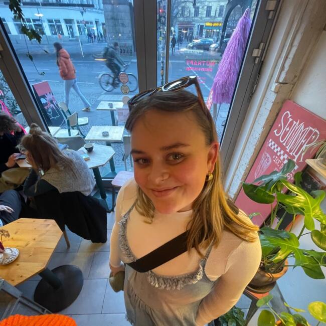 Babysitter in Würzburg: Laura