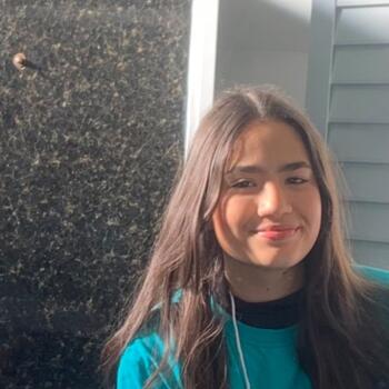 Babá em Içara: Livia