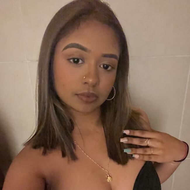 Babysitter in Villejuif: Darshana