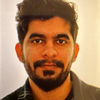 माता-पिता अहमदाबाद: Dikshant