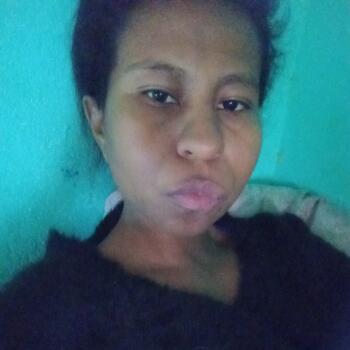Babysitter Campinas: Carla