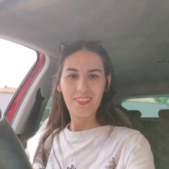 Niñera en San Juan de Moro: Amanda